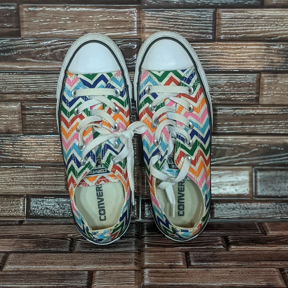 Converee Chuck Taylor All Stars Multi Colored Graphic Sneaker - Women's 6_8